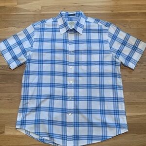 St. John’s Bay Easy Care Button Down Collared Short Sleeve Plaid Shirt Men’s L
